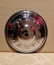 Volvo 140-142-144-145-160-164   4 enjoliveurs état correct