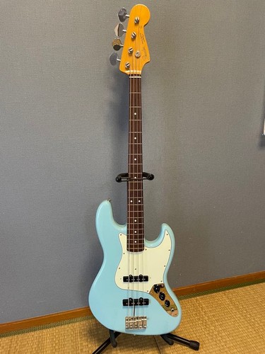 Basse électrique fender - basse, jazz