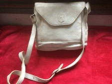 sac bandouliere ancien Renouard  plein cuir écru .(TI/)