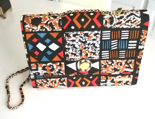 Sac main tribal addiction - à,
