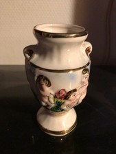 Petit vase capodimonte N° 606