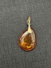 Ancien Pendentif En Argent Massif Avec Ambre