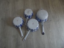 LOT DE 3 CASSEROLES + 1 passoire TOLE EMAILLEE DECOR RAYURES BLEU   1900 FRANCE