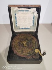 boîte à musique ancienne, premier tourne disque, disques métal, "symphonion"