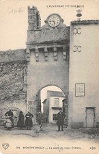 CPA 63 MONTPEYROUX LA PORTE DU VIEUX CHATEAU