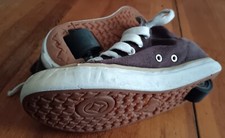 basket de glisse Hellys beige 1 roue Taille : US 5 , Eur 36,5 bon état 