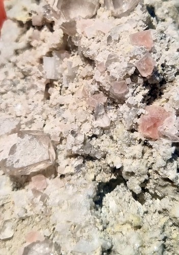 Pink fluorite quartz - fluorite, fluorine