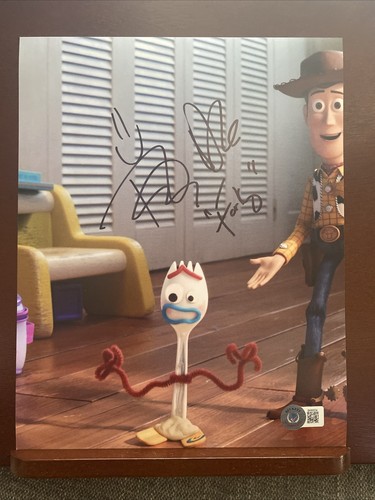 Tony hale signed autographed - hale,