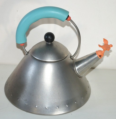 Ancienne bouilloire théière