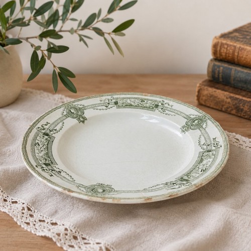 Ancienne assiette creuse - , en