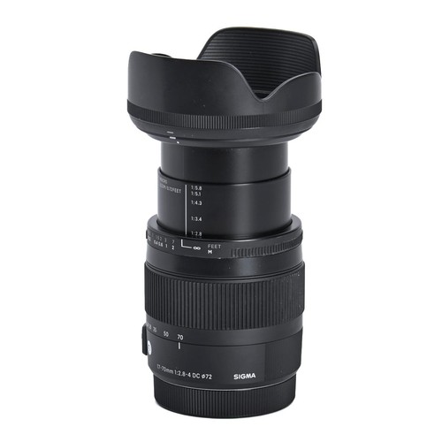 Sigma 8 4 dc macro - 17-70,