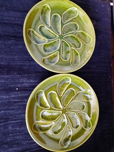 Lot assiettes à huîtres - à,