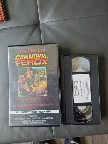 Vhs cannibal ferox umberto - cannibal,
