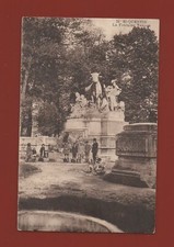 SAINT QUENTIN - La fontaine Vanson    (D3049)