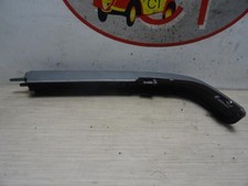 Enjoliveur moustache optique