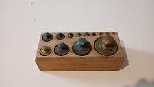 Boite de 9 poids laiton (10gr à 1kg)