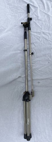 Akg pied micro - akg, de