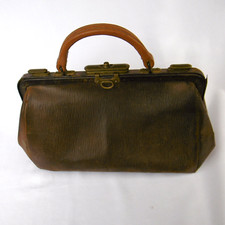 ancienne sacoche dite de medecin en cuir