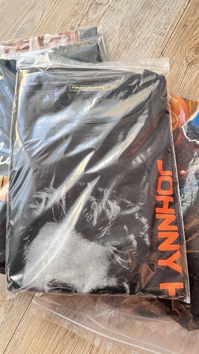 Tee shirt johnny - johnny, hallyday