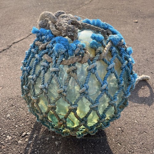 Ancienne boule flottante - , en