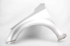 663111H050 aile gauche pour