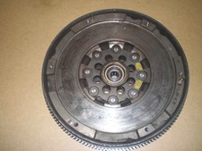 VOLANT MOTEUR BI-MASSE