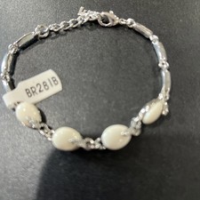 Camille Lucie Bracelet 7 In