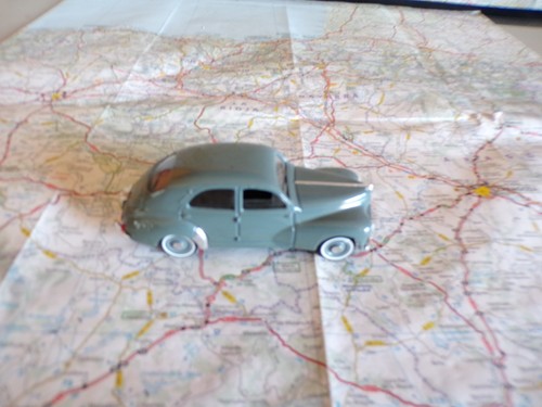 Peugeot 203 gris - gris, 1954