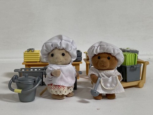 Sylvanian families school - families,