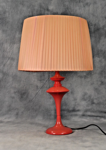 Vintage pink plastic - plastic, table