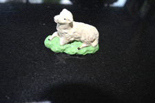 santon DEVINEAU, le mouton couché, hauteur 4,5 cm, taille 3