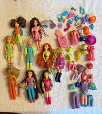 Polly Pocket lot 9 Poupées fashion avec cheveux vêtements et accessoires 