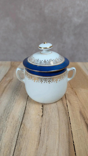 Petite boîte porcelaine