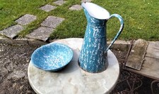 Anciens Broc Et Sa Cuvette En Email  Marbre  Bleu Et Blanc