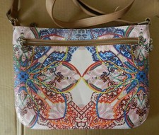 DESIGUAL sac et portefeuille femme simili cuir grainé imprimé floral multicolore