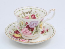 Tasse et Soucoupe a thé Porcelaine Royal Albert Flower of the Month April