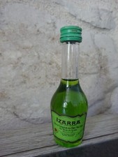 Mignonnette bouteille Vieille liqueur du pays basque Izarra 3 cl très bon état