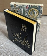 Livre Miniature. Dédicacé par Frantisek Kozik. Une Clef Pour Prague. Cyril Bouda