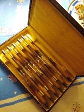 11 couteaux anciens dans coffret véritable Brossard Lyon