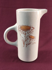 pichet broc pot à eau en faïence de Saint Amand décor floral tournesol vintage