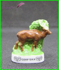 Feve Les Animaux de la Forêt Edition Atlas " Le Cerf Sika "  Deer #B26