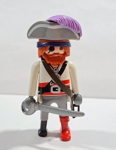Playmobil armed pirate - armed,