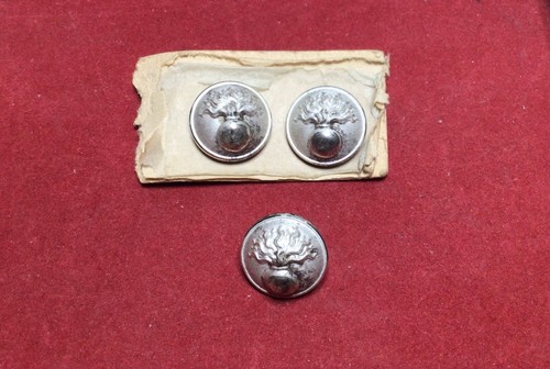 France bouton de jugulaires - bouton,