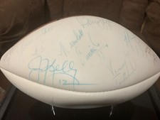 QB/NFL Legends Autographed /