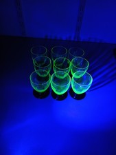 9 Verres Anciens En Verre 