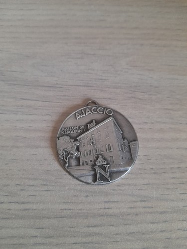 Médaille maison de - médaille, "maison