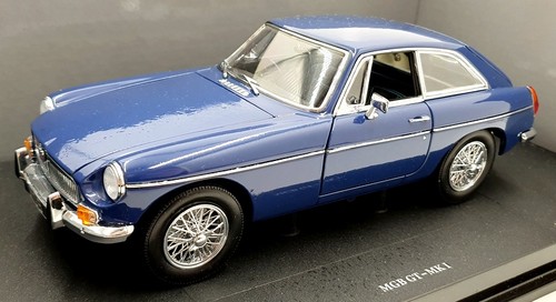 Revell scale diecast - revell, 1/18