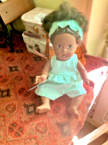 Poupee petitcollin coloree - poupee,