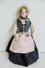 POUPÉE ANCIENNE TÊTE/BUSTE EN BISCUIT SFBJ 60 - CORPS PARISIEN EN PEAU- 30 cm