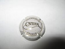 1 capsule de champagne Cattier N°7 blanc et or brillant
